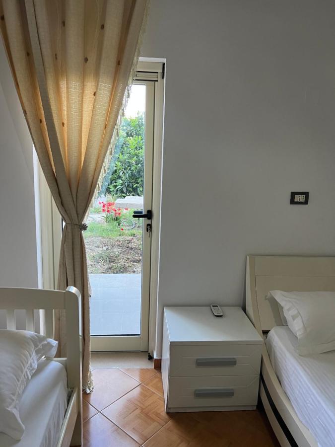 Rooms For Rent Habipi Vlorë 외부 사진