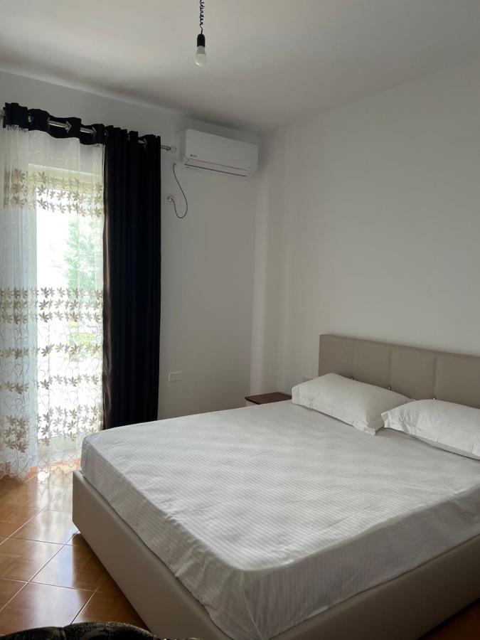 Rooms For Rent Habipi Vlorë 외부 사진