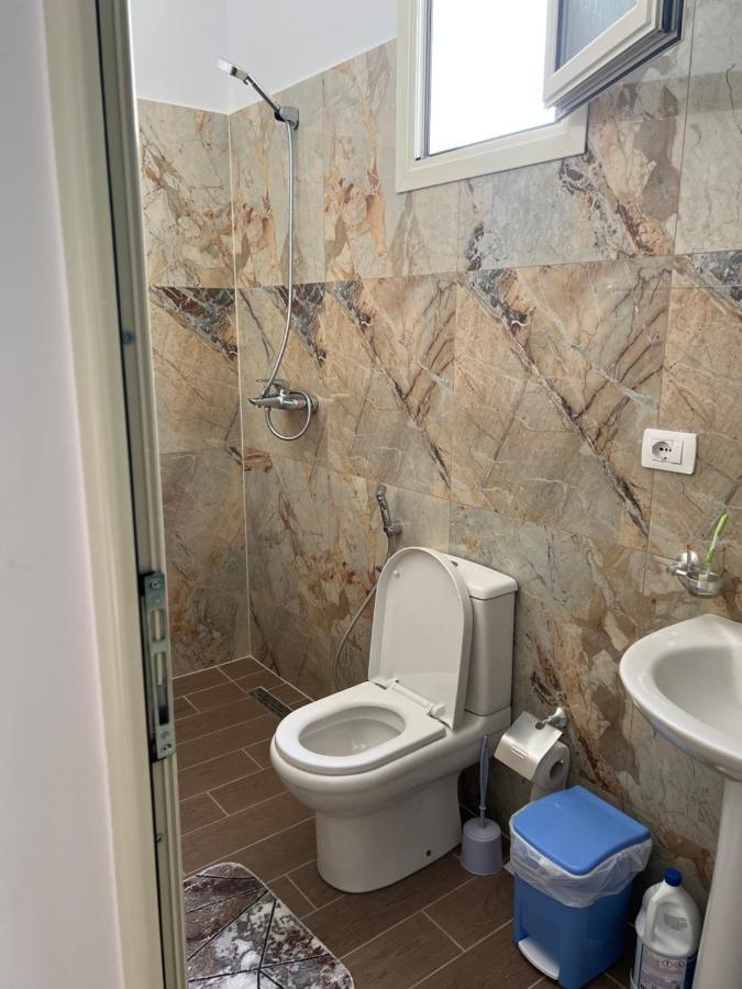 Rooms For Rent Habipi Vlorë 외부 사진