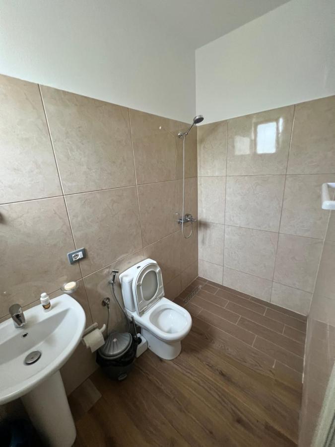Rooms For Rent Habipi Vlorë 외부 사진